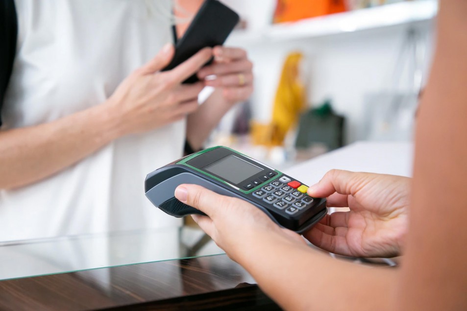 Um POS Multi-Adquirente: Máquina única, Múltipla escolha de operadora.